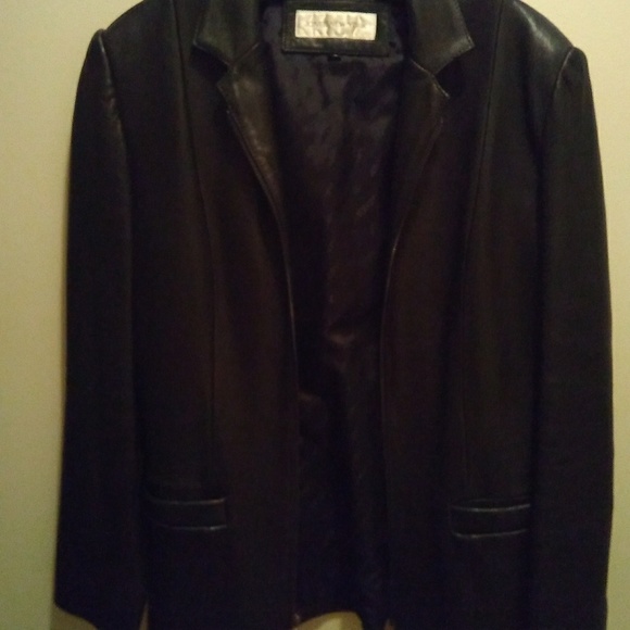 Jones New York Women's Leather Jacket Vintage: Leather is back in! - Picture 4 of 10